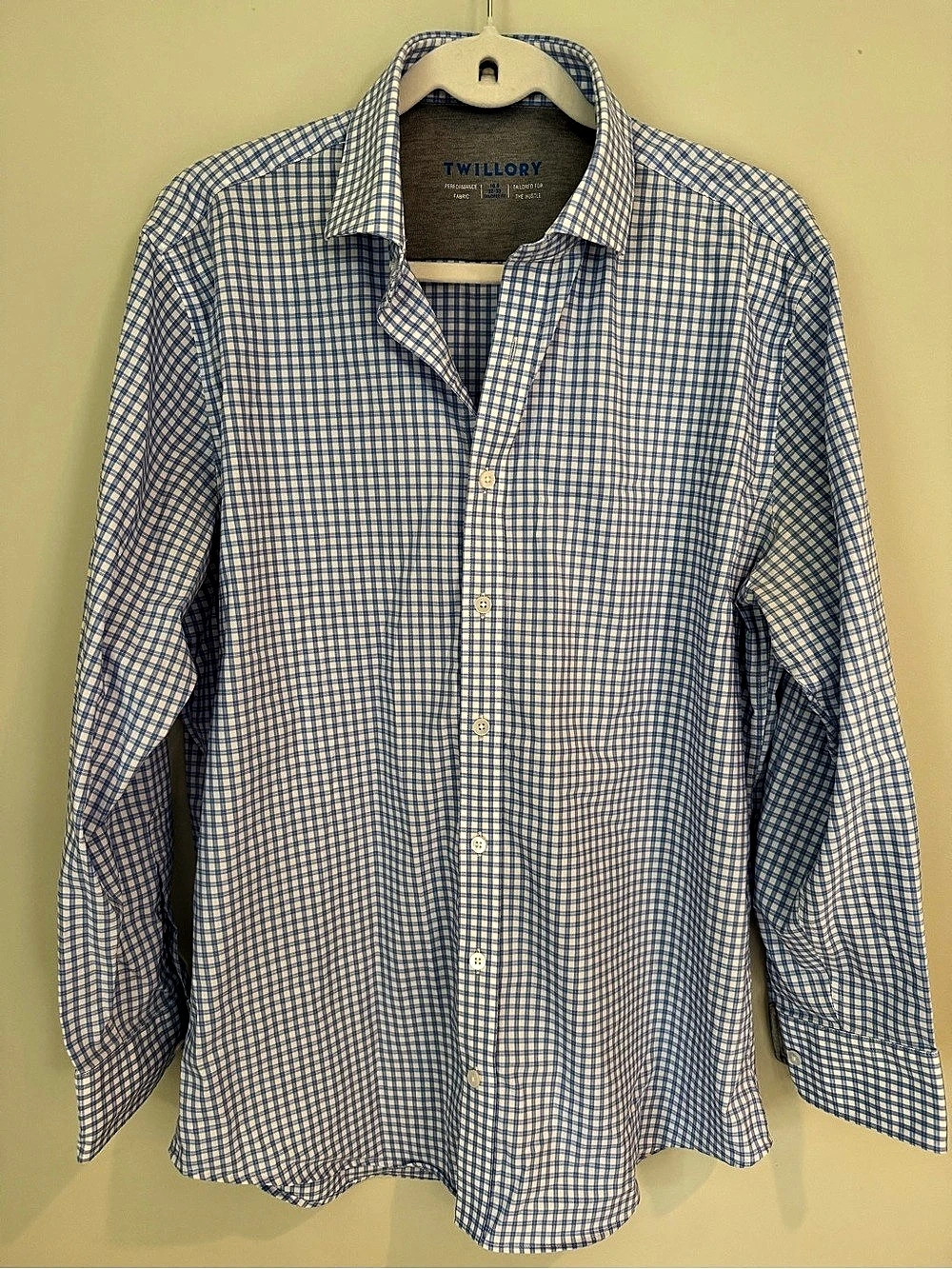 Twillory Men’s Performance Tailored Fit Blue Check Dress Shirt 15.5 32/33